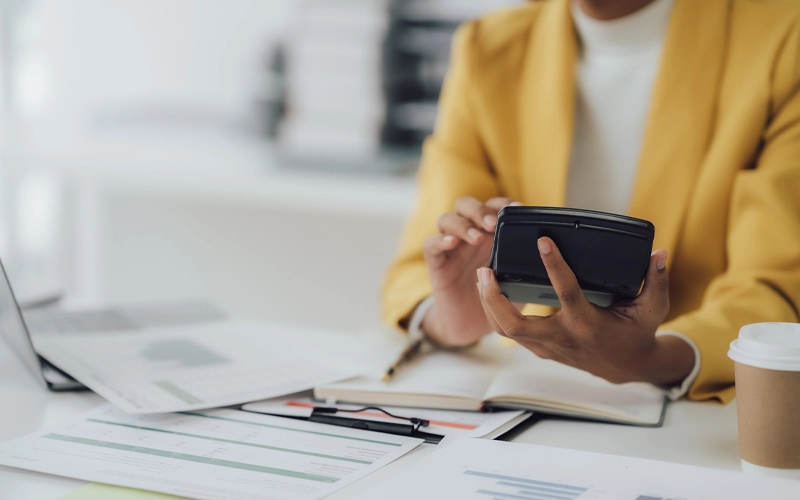 Servicios contables e impositivos en Ushuaia Tierra del Fuego para empresas y pymes, incluyendo registración contable, liquidación de impuestos, análisis financiero y asesoramiento profesional para el control y organización de la gestión económica